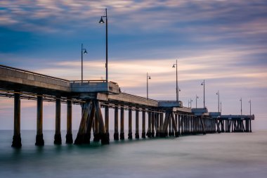Gün batımında, iskele Venice Beach, Los Angele uzun pozlama