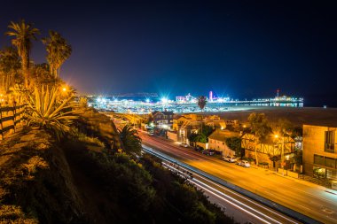 Pacific Coast Highway geceleri, Palisades Park otellerini göster 