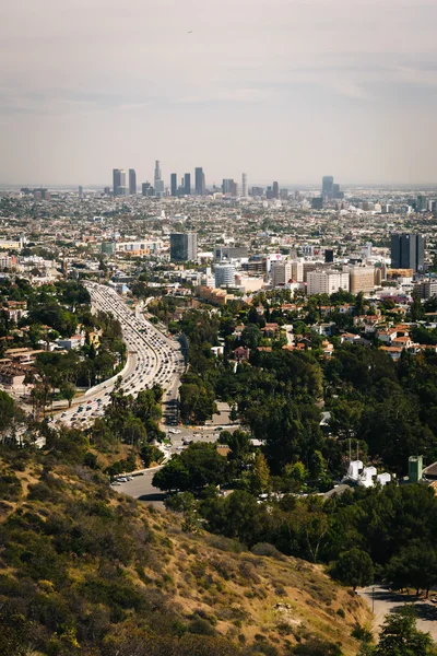 Vista do horizonte de Los Angeles a partir do Hollywood Bowl Overlook — Fotografia de Stock