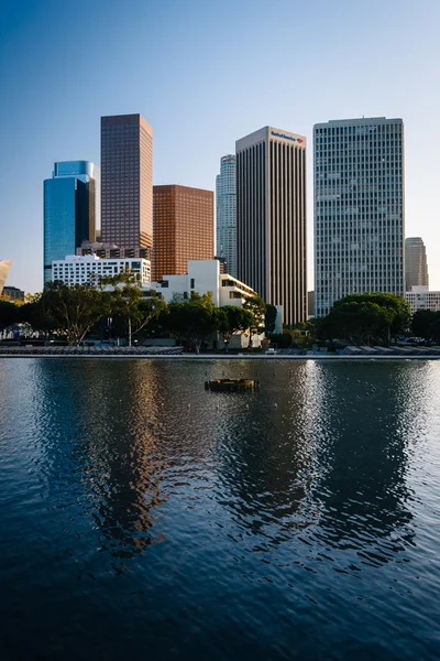 Lo skyline del centro di Los Angeles, visto a Los Angeles, Californi — Foto Stock