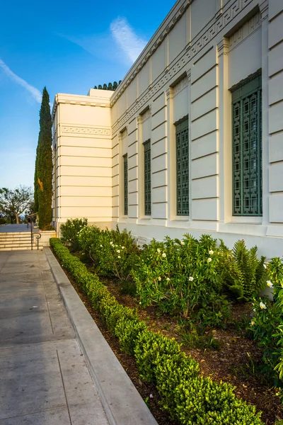 El exterior del Observatorio Griffith, en Los Ángeles, California — Foto de Stock