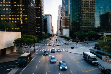 Trafik ve Binalar Figueroa Caddesi'nde, mali Distr