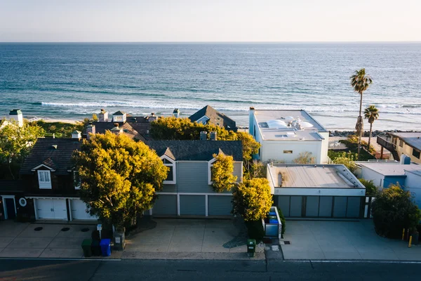 Weergave van strand huizen in Malibu, Californië. — Stockfoto