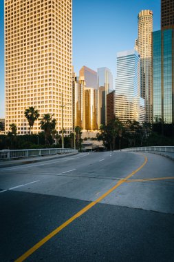 Bina downtown Los Angeles ve 4 Street, şehir Lo