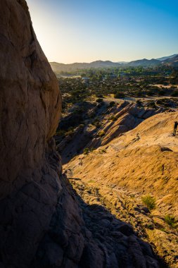 Kayalar ve Vasquez Rocks ilçe Park, Agua Dulce, Cali görünümünü