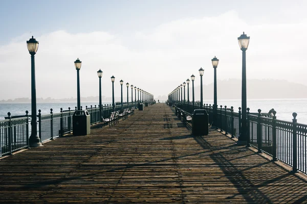 Brygga 7, på Embarcadero i San Francisco, Kalifornien. — Stockfoto