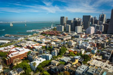 Şehir manzarası ve San Francisco - Oakland Körfezi Br görünüm