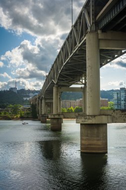 Portland, Oreg Williamette nehir Marquam köprüden