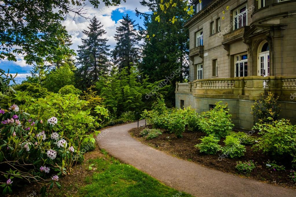 La mansión y jardines Pittock en el Parque Pittock Acres, en Portla 2024