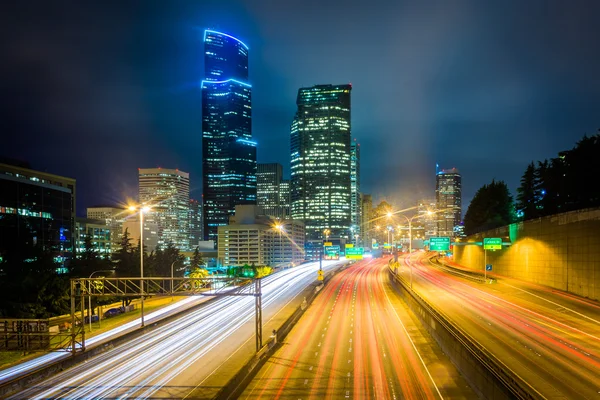 Skyscrapers and I-5 at night, seen from the Yeller Way Bridge, i — Stock Photo, Image