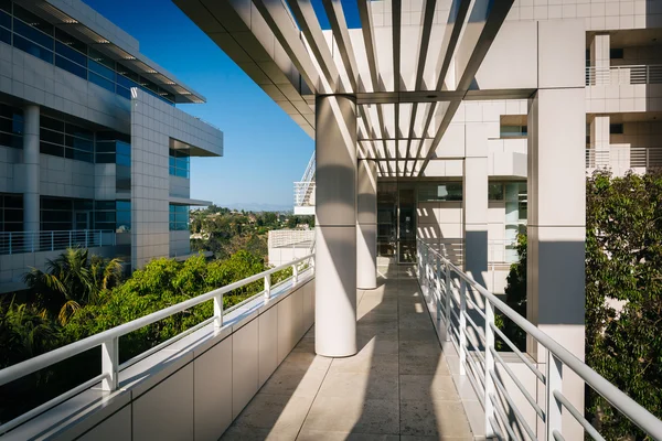 Moderne buitenkant van het Getty Center, in Brentwood, Los Angeles, — Stockfoto