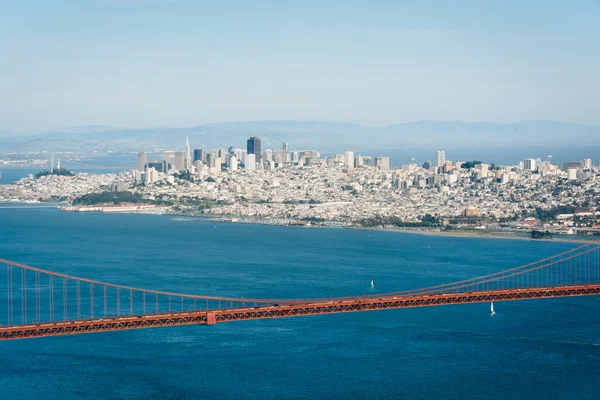 Pohled z mostu Golden Gate od Hawk Hill, Golden Gate Nati — Stock fotografie