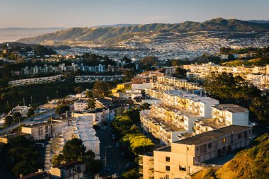İkiz Tepeler, San Francisco, California görünümünden sabah.