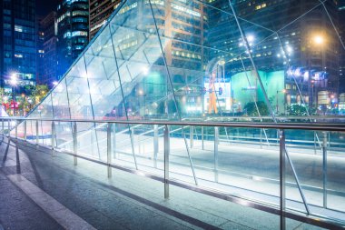 Dilworth Park metro gece, Phi modern merdiven