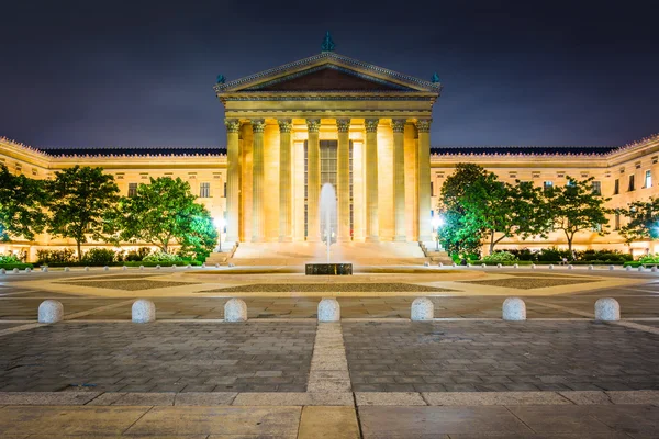 Le Musée d'art la nuit, à Philadelphie, Pennsylvanie . — Photo
