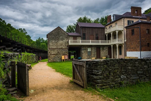 Edifícios históricos em Harpers Ferry, West Virginia . — Fotografia de Stock