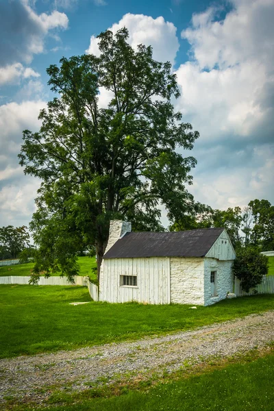 Edifícios históricos da fazenda em Antietam National Battlefield, Maryla — Fotografia de Stock