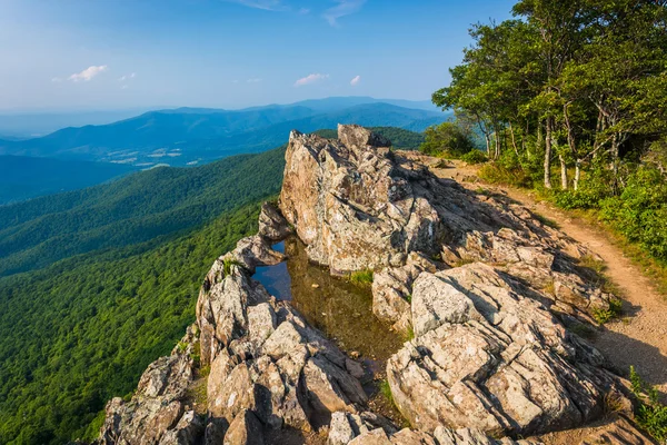 Vue des montagnes Blue Ridge depuis les falaises Little Stony Man à — Photo