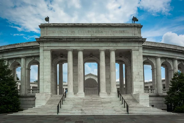 El Anfiteatro Arlington Memorial en Arlington, Virginia . —  Fotos de Stock