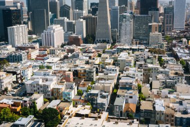 Coit Tower San Francisco, Californi içinde merkezden görünümünü