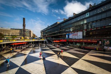 Görünümünü Sergels torg, Norrmalm, Stockholm, İsveç.