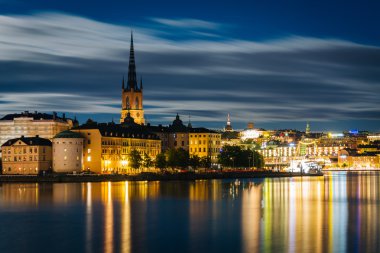 Görünümünde Galma Stan gece, Stockholm, İsveç.