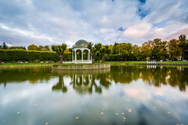 Gün batımında, Luigetiik Kadrioru Park, Tallinn, Estonya.