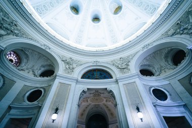 Viyana, Avusturya, gece, Hofburg Sarayı'nın iç kubbe