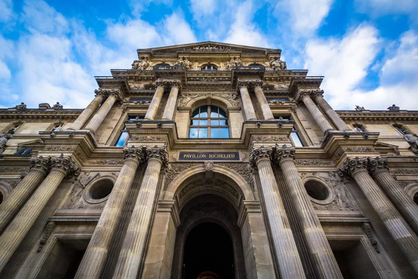 Pavillon Richelieu, a Louvre-palota, Paris, Franciaország. — Stock Fotó