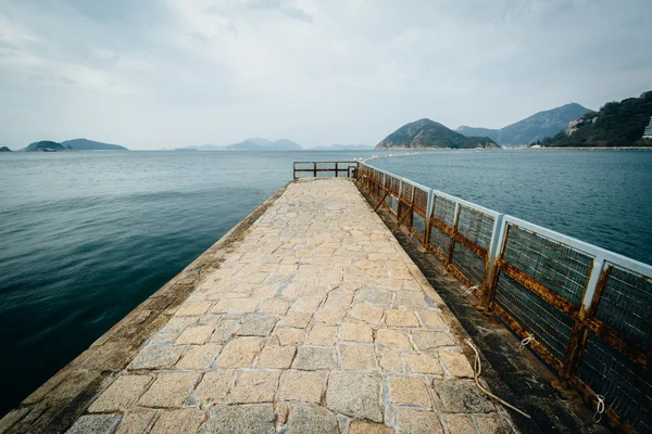 Muelle en Repulse Bay, en Hong Kong, Hong Kong . — Foto de Stock