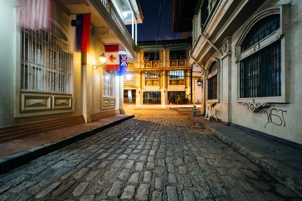 Έναν ήσυχο λιθόστρωτο δρόμο τη νύχτα, στην εντός των τειχών, Μανίλα, ο Φίλιππος — Φωτογραφία Αρχείου
