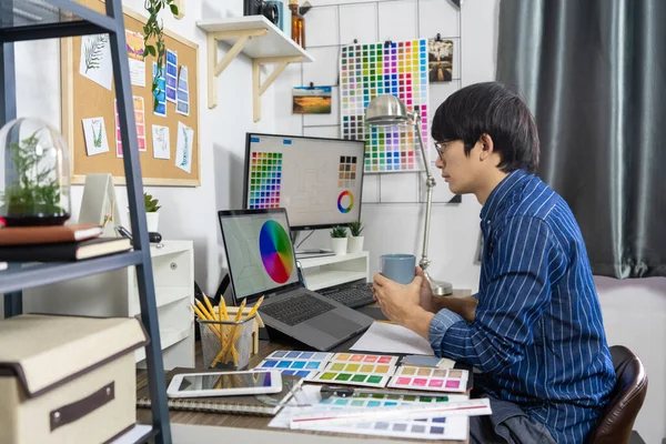 Asian Designer Creative Zawód Design Studio Artist Working Graphic Computer — Zdjęcie stockowe