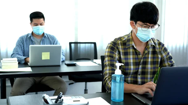 Trabajadores Coronavirus Office Con Máscara Para Pandemia Virus Corona Mundo — Foto de Stock