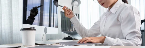 Asian Woman Programmer Typing Source Codes Programming Computer Office Freelance — Stock Photo, Image