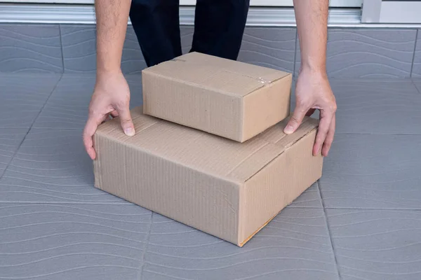Commerce Concept Man Leaving Home Lifting Boxes Sending Them His — Stock Photo, Image