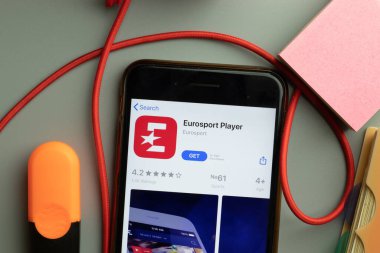 New York, ABD - 7 Kasım 2020: Eurosport Player uygulama mağazası logosu telefon ekranında, İllüstrasyon Editörü.