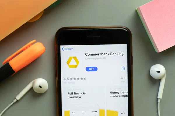 Nueva York Estados Unidos Noviembre 2020 Commerzbank Banking App Store — Foto de Stock