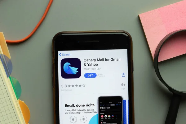 Нью Йорк Сша Октября 2020 Года Логотип Мобильного Приложения Canary — стоковое фото