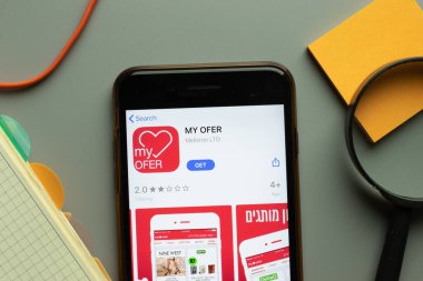 New York, ABD - 26 Ekim 2020: OFER mobil uygulama logosu telefon ekranında kapatın, Illustrative Editorial.