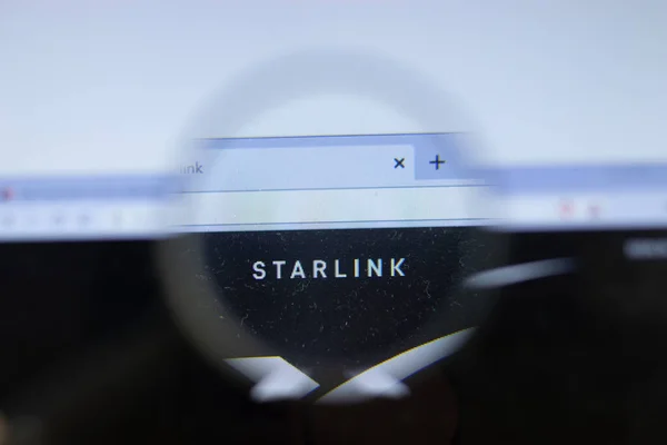 New York, ABD - 26 Ekim 2020: Logolu Starlink şirketi web sitesi, Illustrative Editorial.
