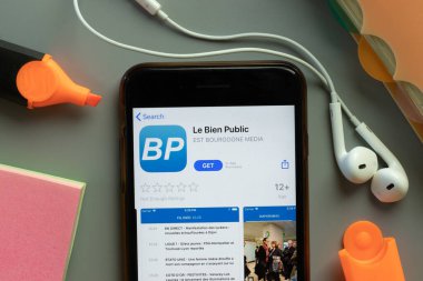 New York, ABD - 1 Aralık 2020: Le Bien Mobil Uygulama simgesi telefon ekranının üstünde, İllüstrasyon Editörü.