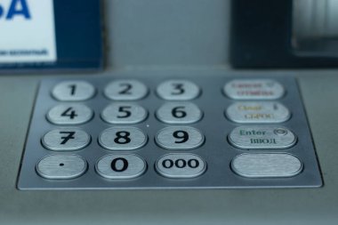 Terminal ATM klavyesi kapat.