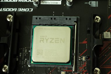 Moskova, Rusya - 5 Aralık 2020: Ryzen CPU in AM4 Soket, Illustrative Editorial.