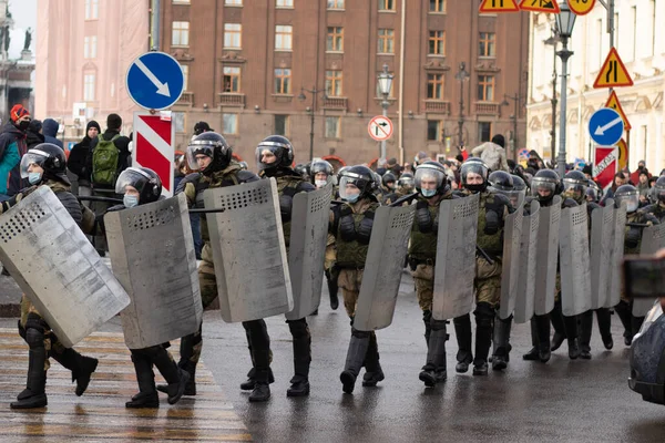 Saint Pétersbourg Russie Janvier 2021 Groupe Policiers Militaires Dans Rue — Photo