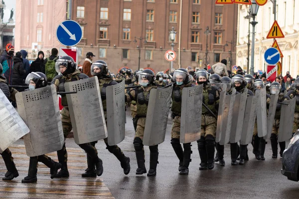 San Petersburgo Rusia Enero 2021 Policía Armada Protesta Callejera Editorial — Foto de Stock