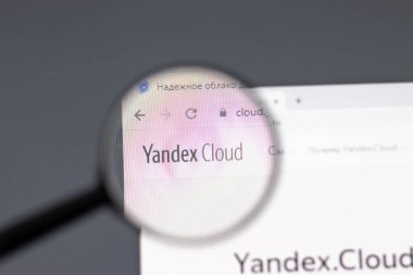 New York, ABD - 15 Şubat 2021: Yandex Cloud web sitesi şirket logosu, Illustrative Editorial