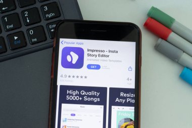 New York, ABD - 17 Şubat 2021: Impresso Insta Öykü Editörü mobil uygulama simgesi telefon ekranında, Illustrative Editorial