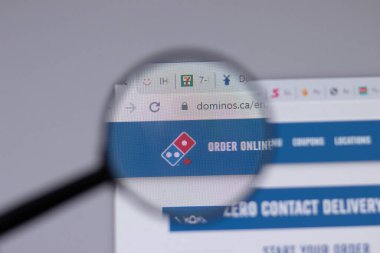 New York, ABD - 18 Mart 2021: Dominos Pizza Şirketi logosu web sitesinde, Illustrative Editorial