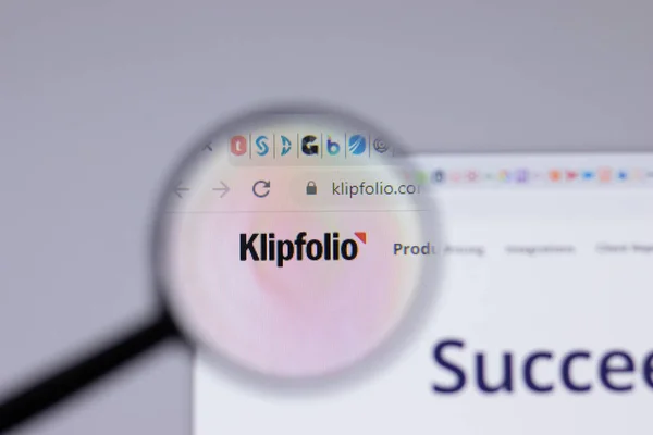 New York Abd Nisan 2021 Klipfolio Logosu Web Sitesi Sayfasında — Stok fotoğraf