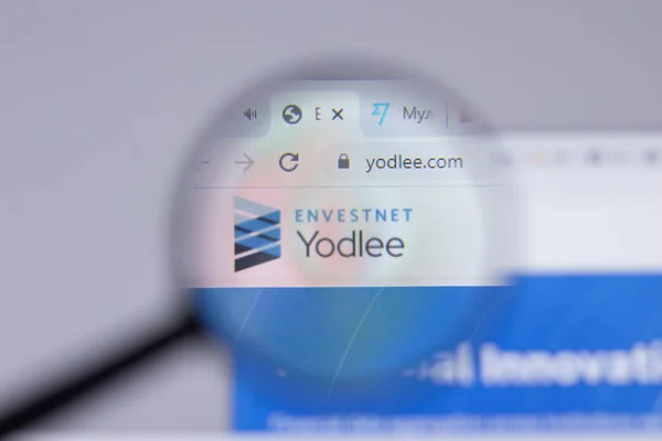 New York Usa April 2021 Yodlee Logo Närbild Webbsida Illustrative — Stockfoto